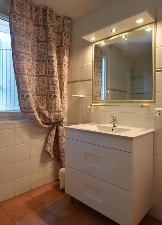 Logis Hotel De L'Etang Кюкюрон Екстериор снимка